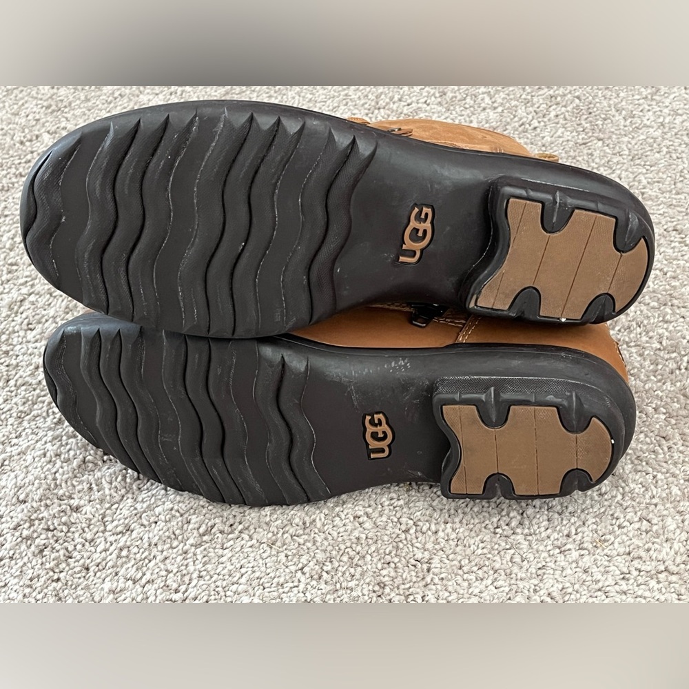 UGG Hapsburg Hiker Woman’s Boots - Picture 10 of 10